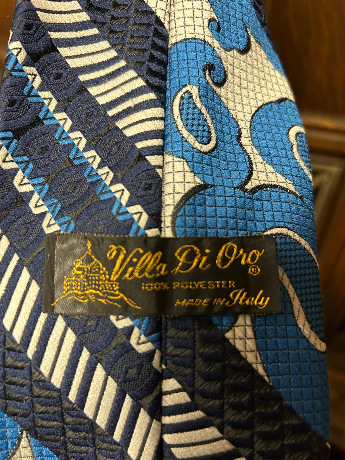 Villa Di Oro Vintage Tie