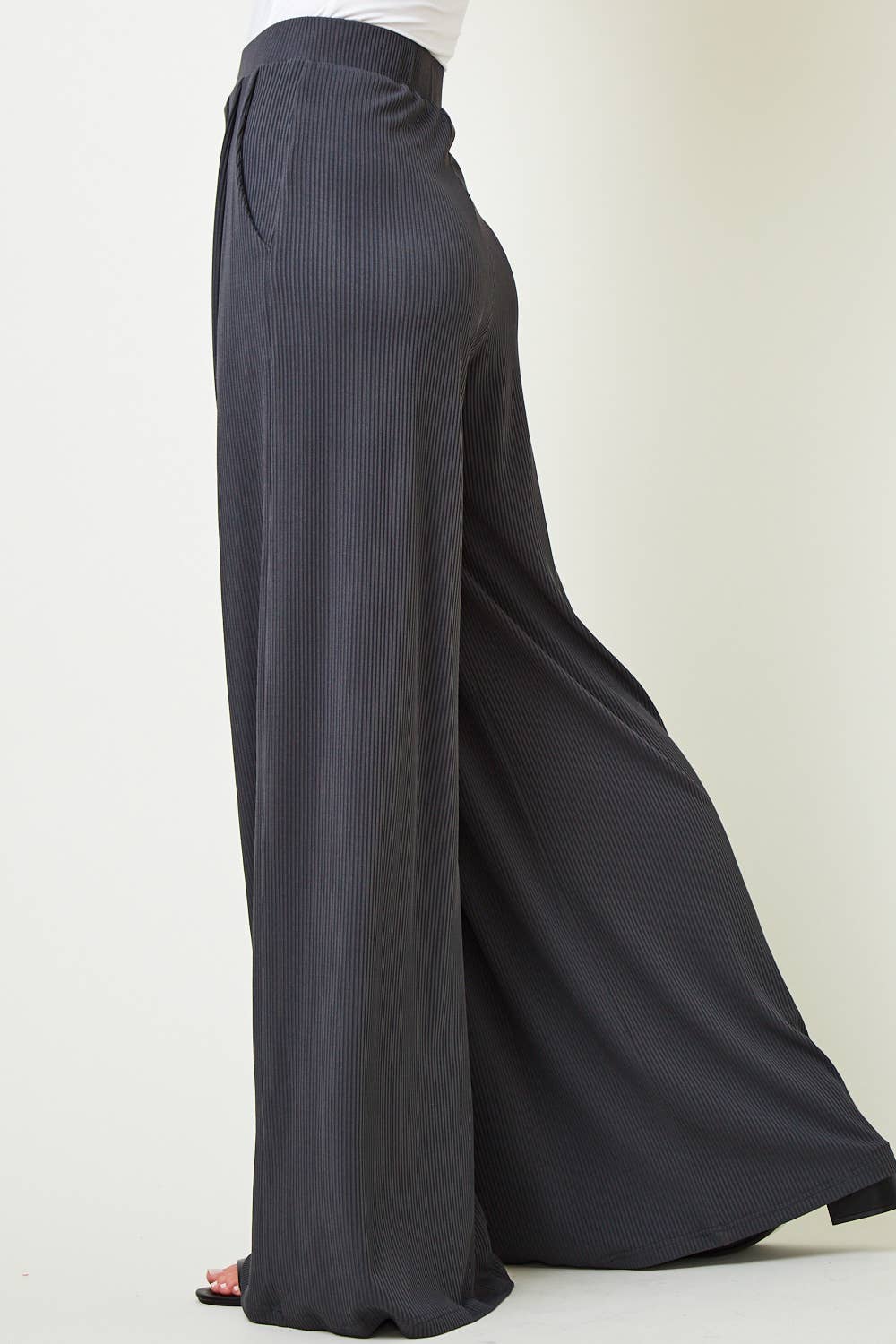 Pants| CHARCOAL |RIBBED KNIT |WIDE LEG PANTS W/ SIDE POCKETS