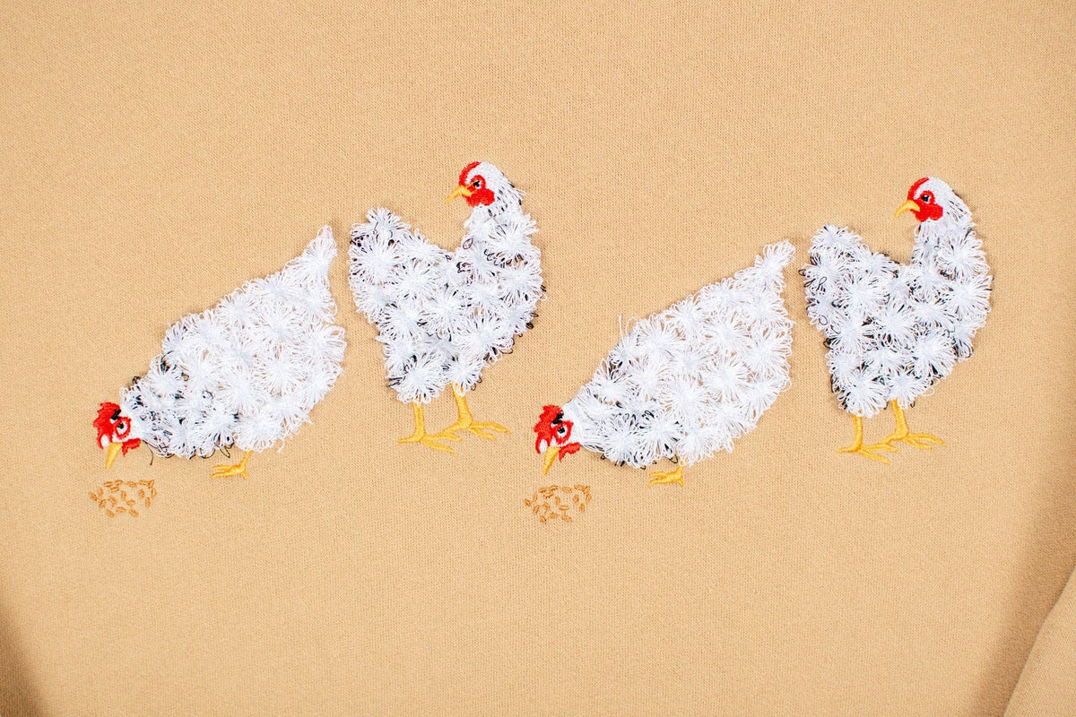 Sweatshirt |Ladies | Crewneck | Chicken | Embroidered