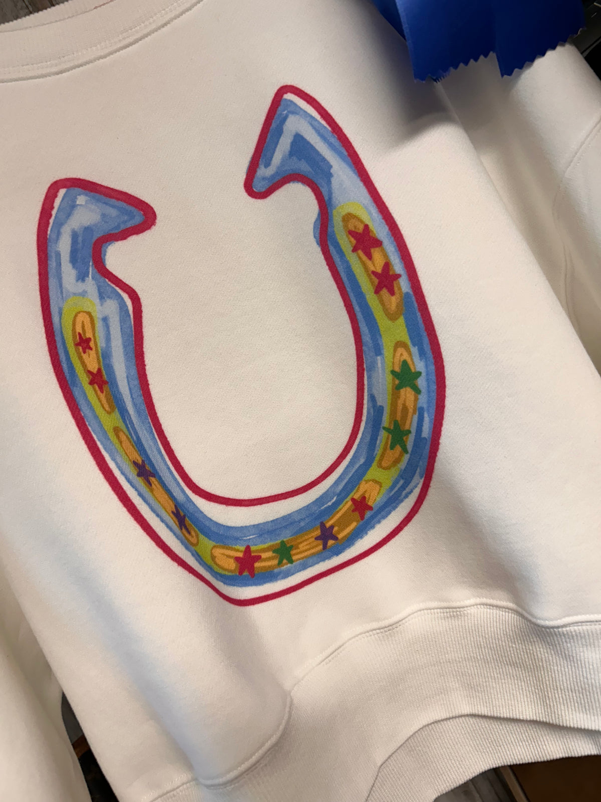 Sweatshirt | Luxe| Bright Luck Horseshoe