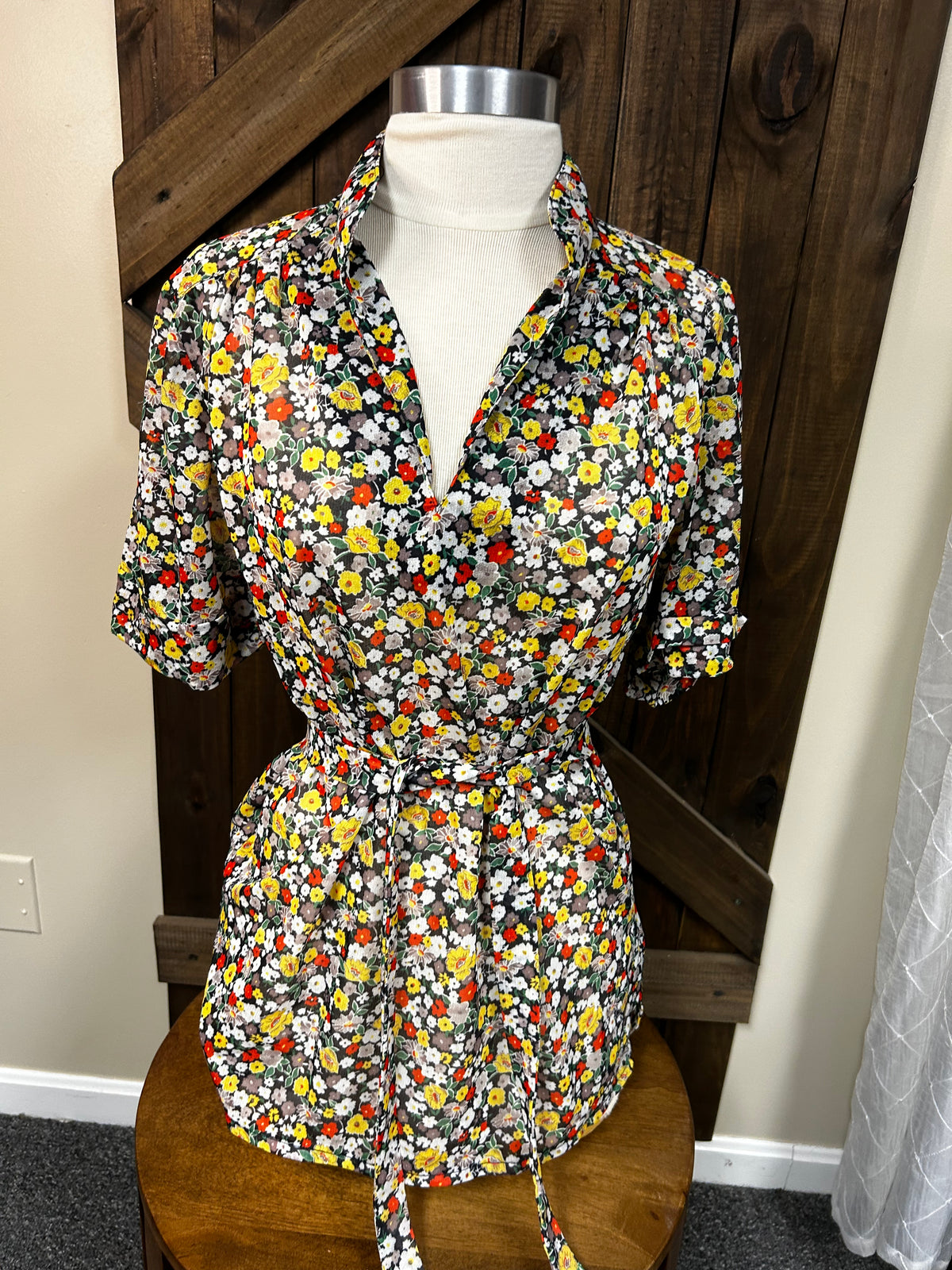 Vintage Blouse| Floral with Tie