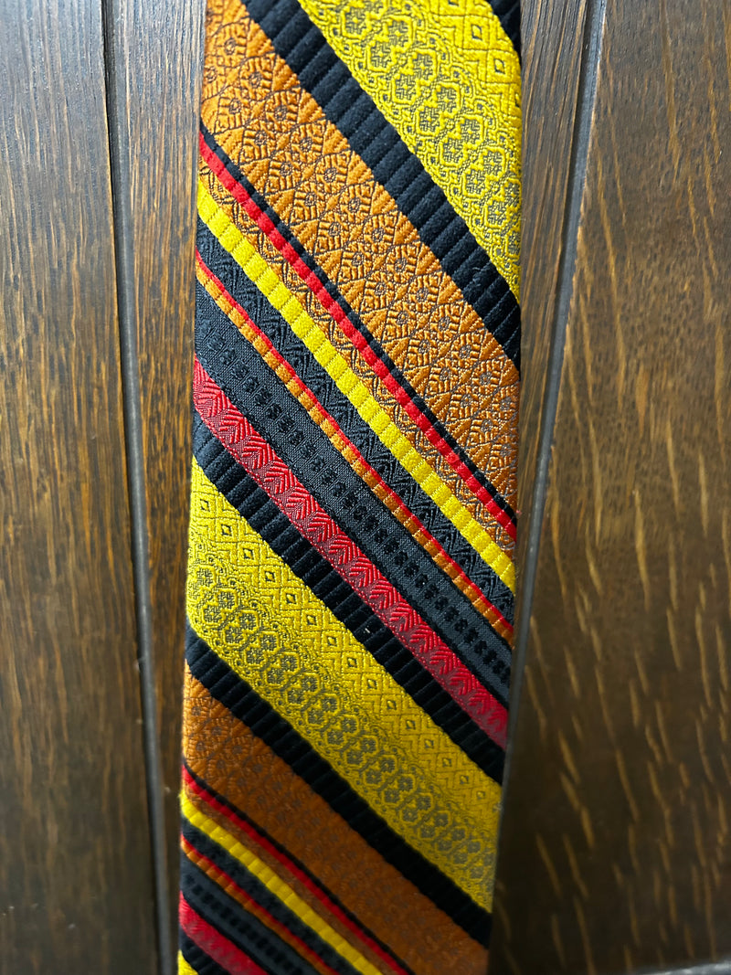 Vintage Tie |