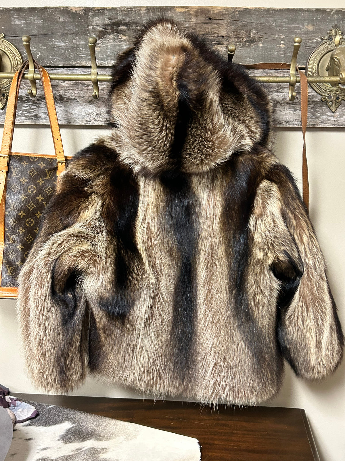 Tanuki Fur Coat|Yves St Laurent