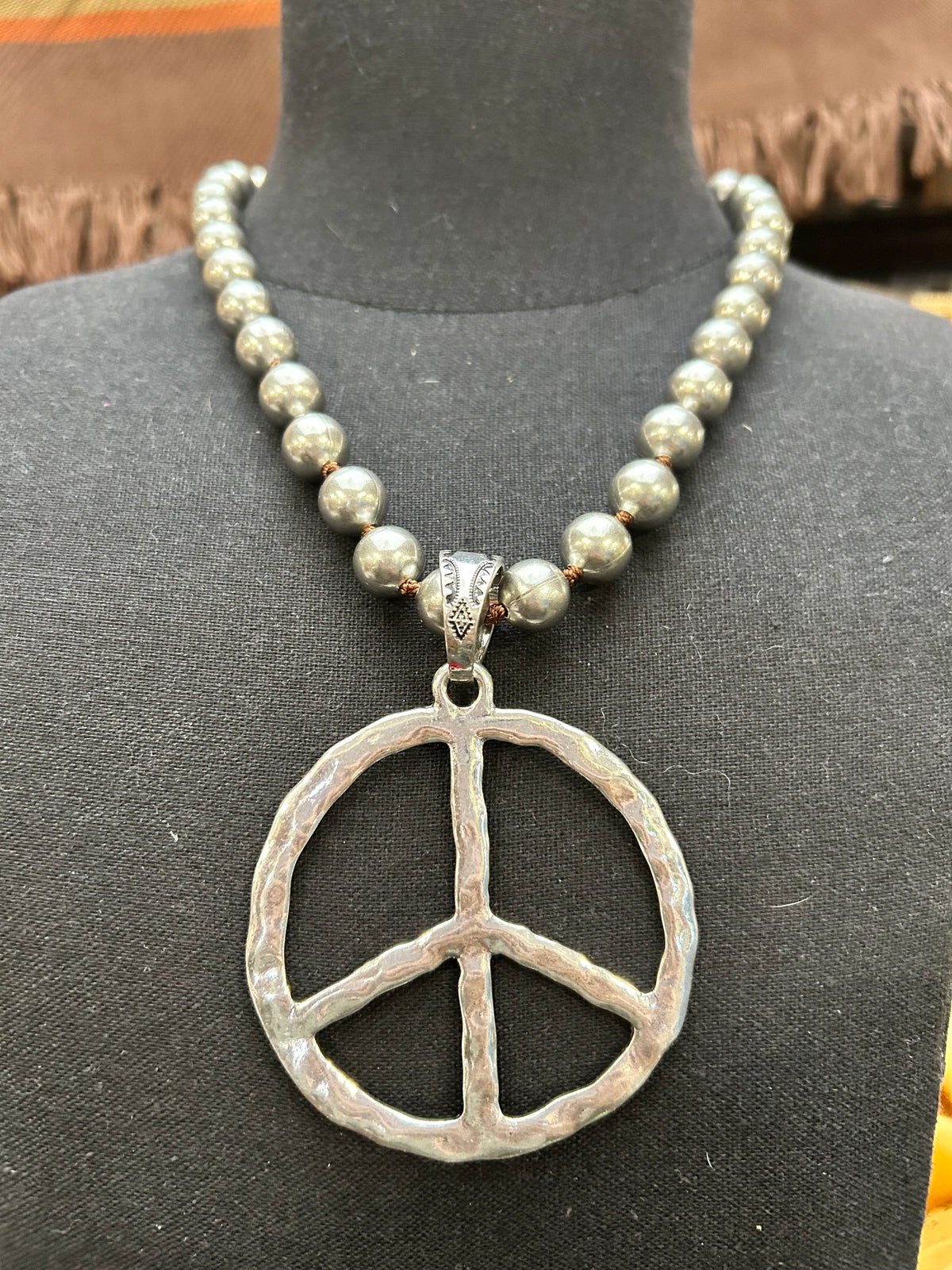 Necklace | Peace Sign