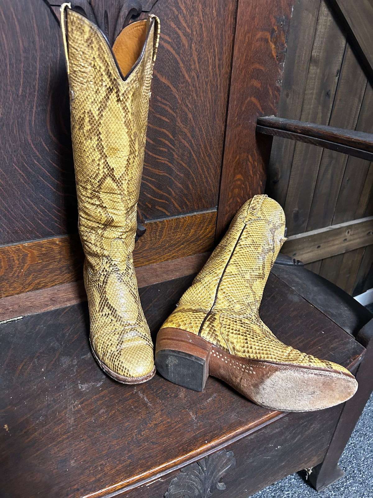 Lucchese Ladies Boots