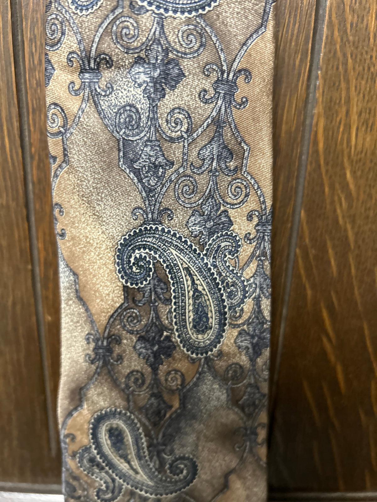 Necktie | Vintage Gold