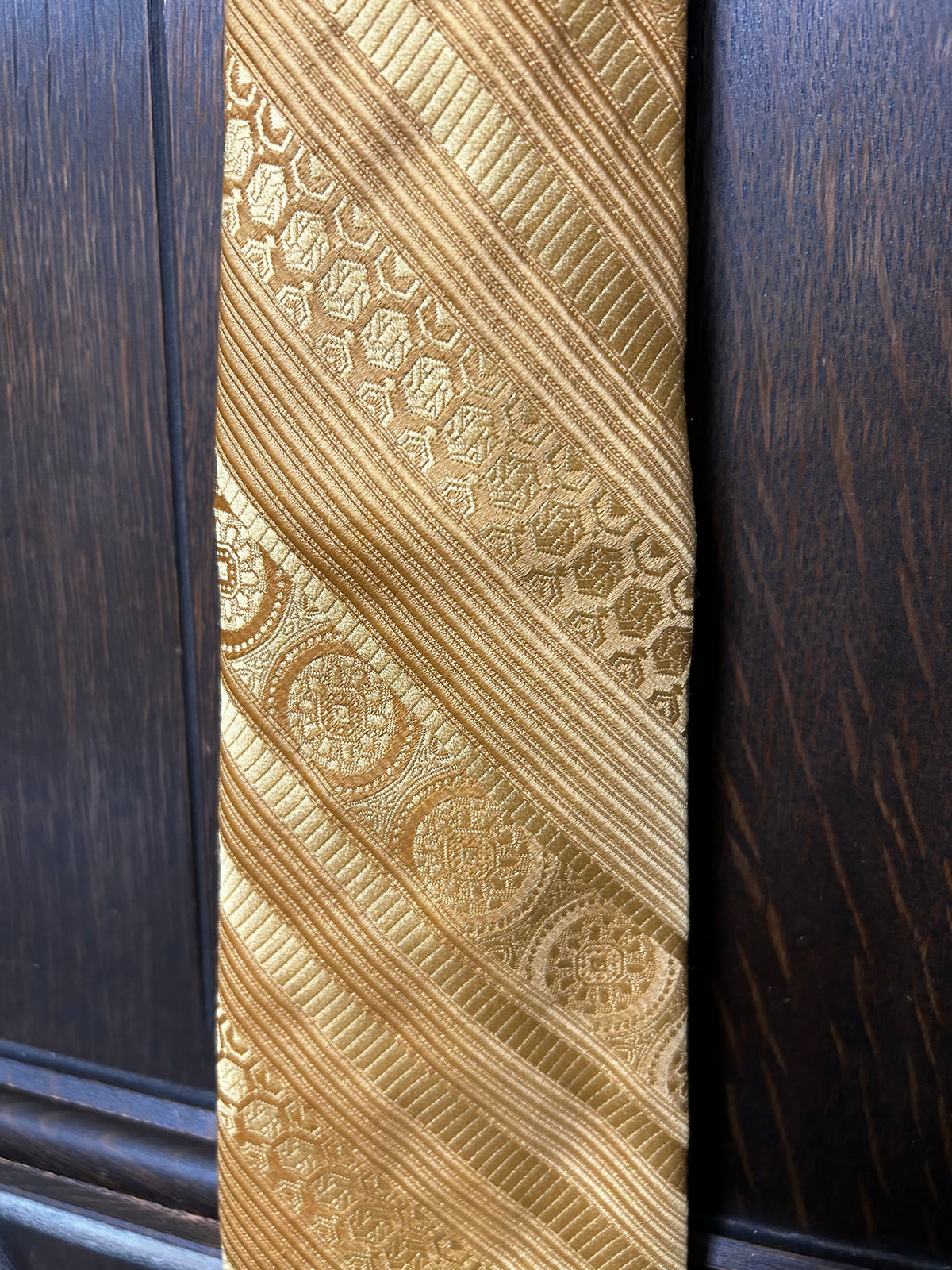 Necktie | Vintage Gold